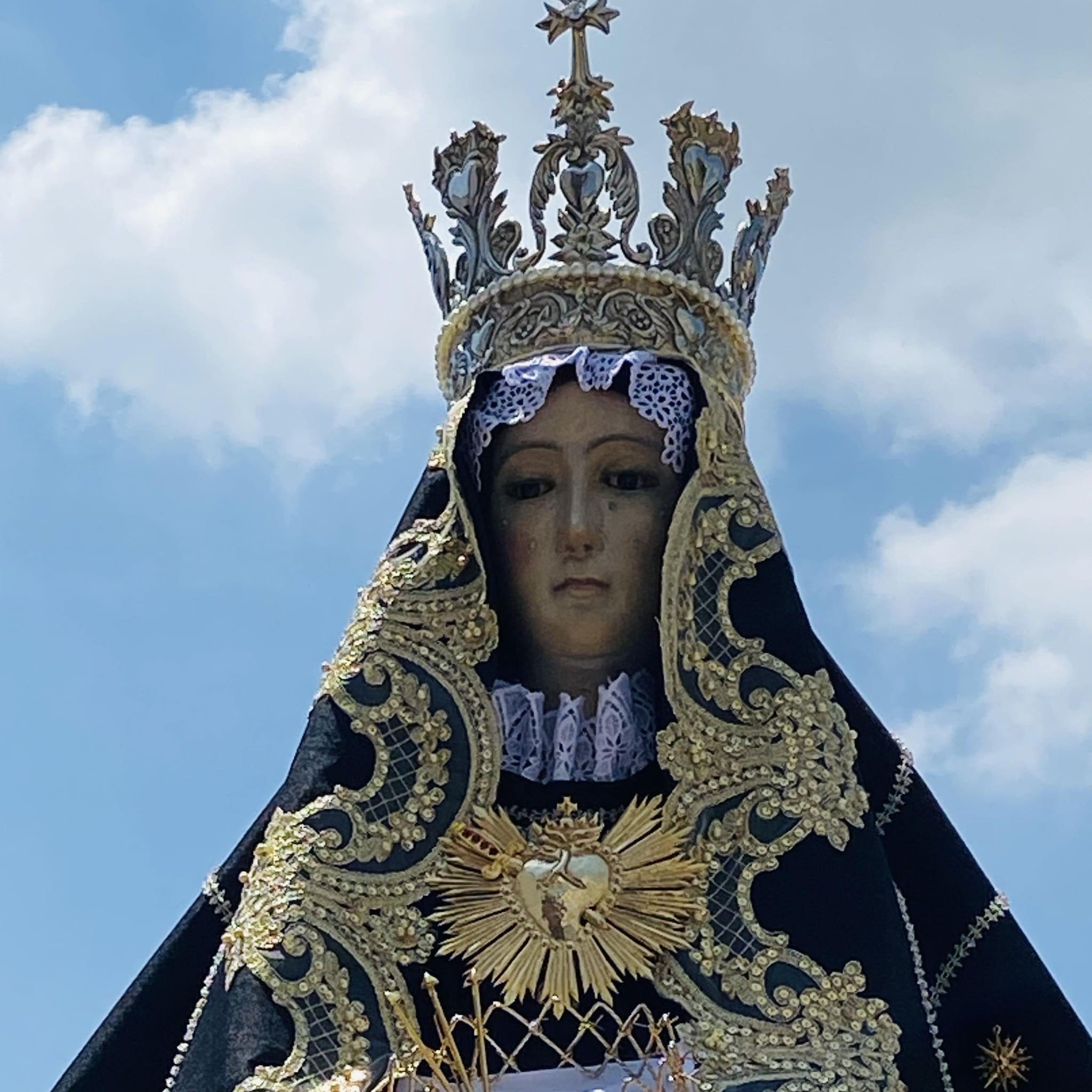 Virgen desatadora de nudos